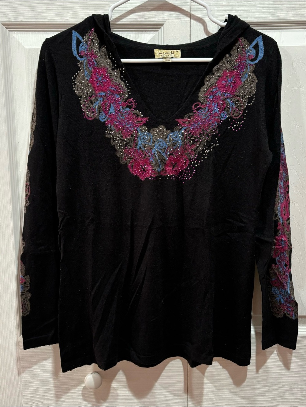 ONE WORLD Women’s Hooded Floral Long Sleeve Sweater Top - black/pink, size M